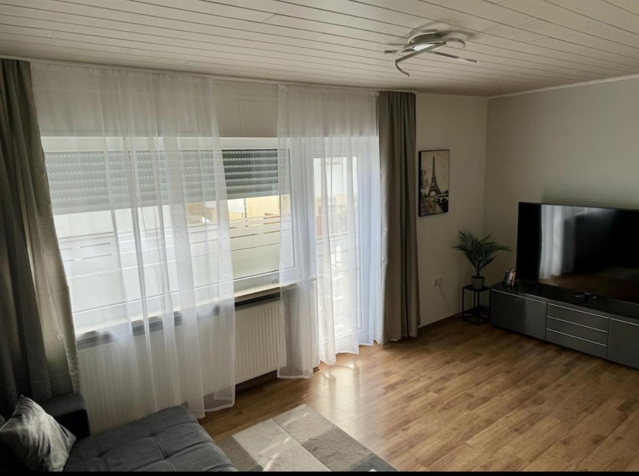 Kurstadt Apartment Moderne 2Zkb Balkon-Pkw-Stellplatz-Top- Bad Nauheim Zewnętrze zdjęcie